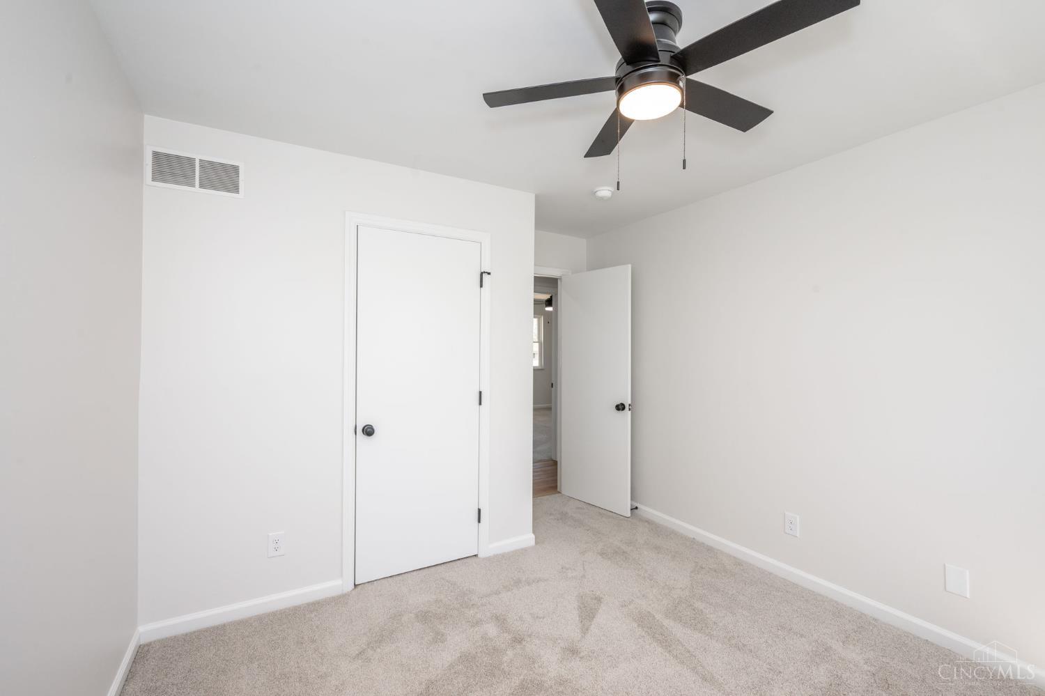 3543 Rackacres Drive