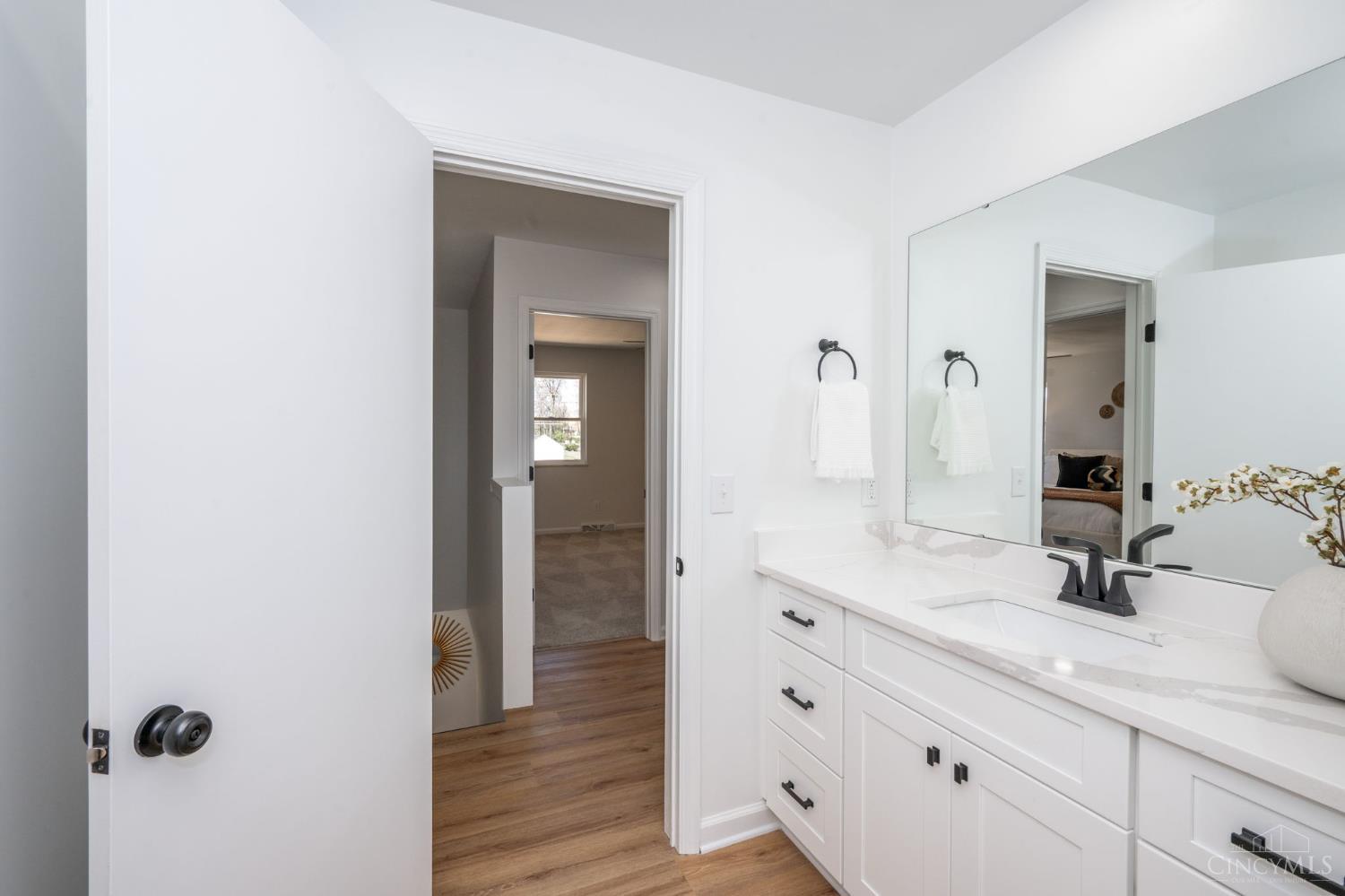 3543 Rackacres Drive