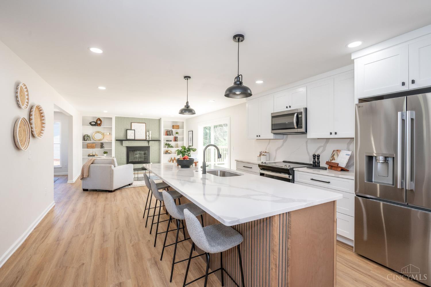 3543 Rackacres Drive