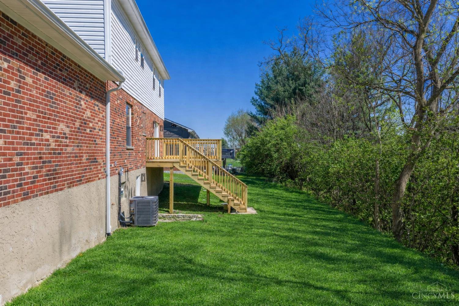 3543 Rackacres Drive