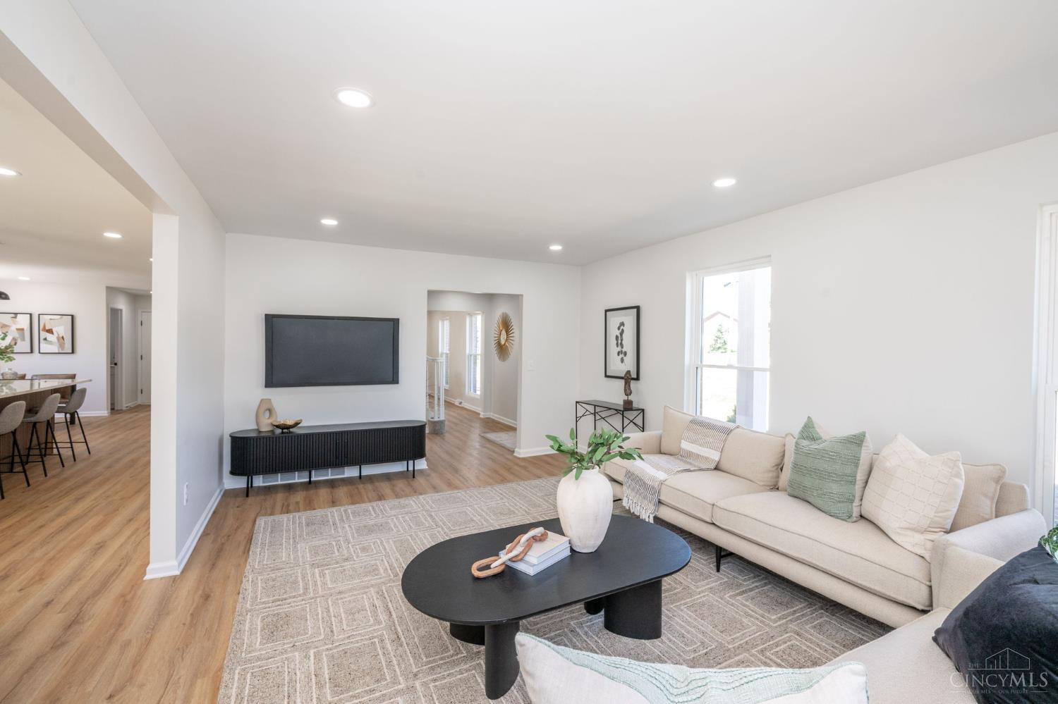3543 Rackacres Drive