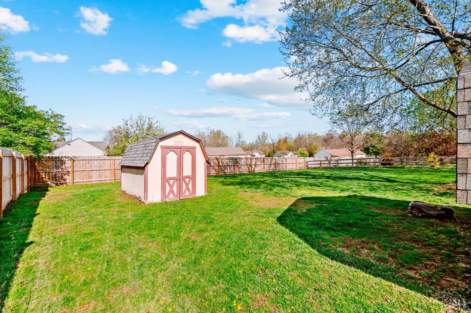 3895 Magnolia Drive