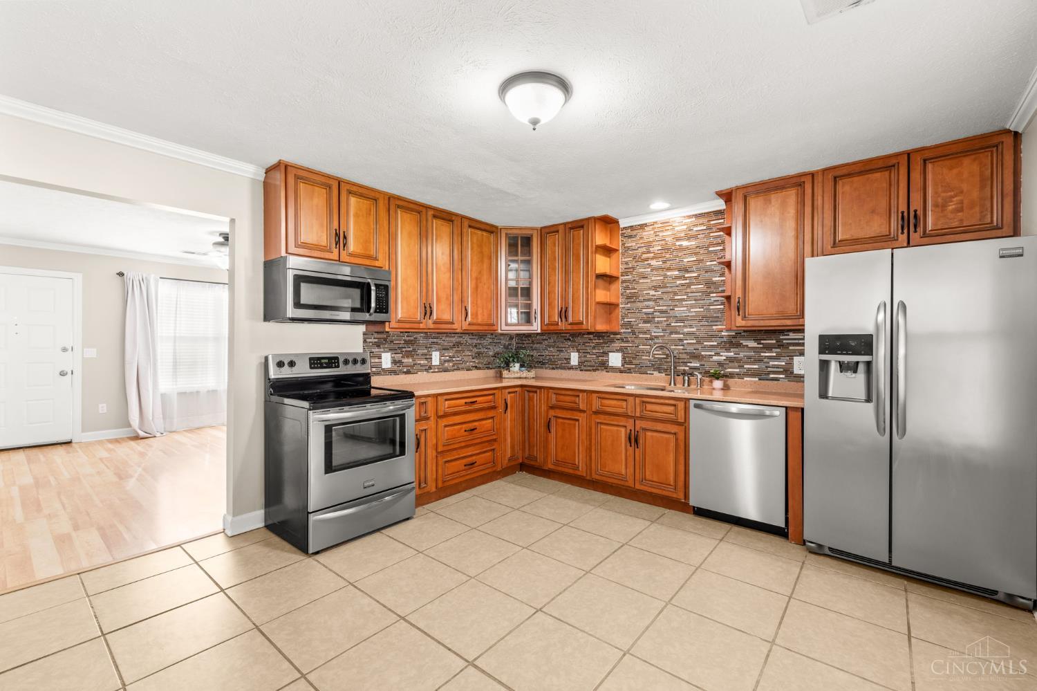 3895 Magnolia Drive