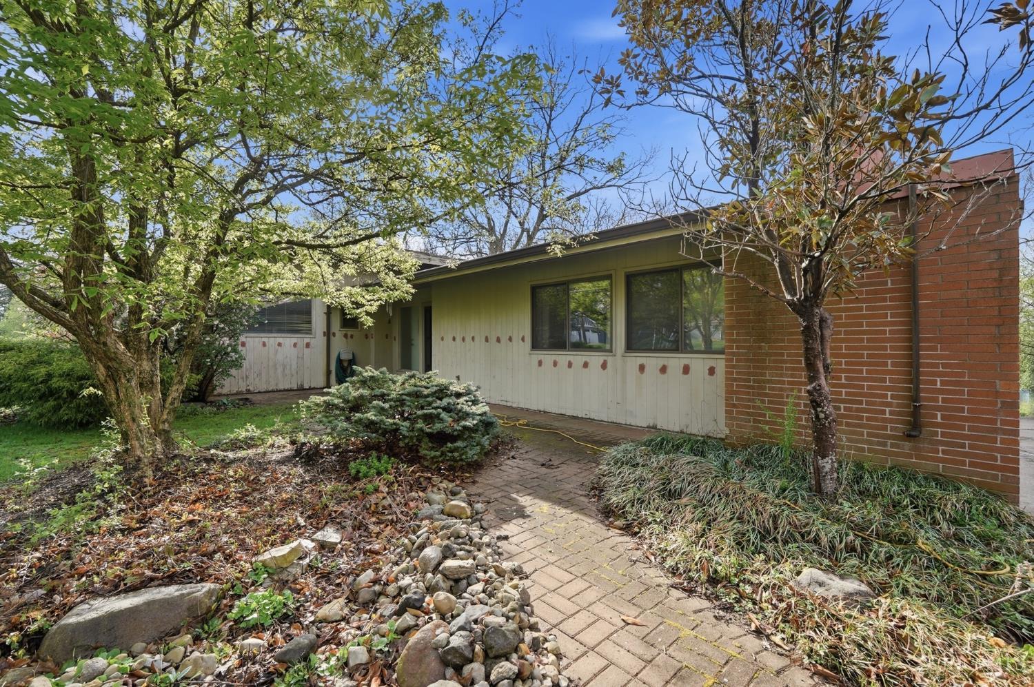 1905 Greenpine Drive