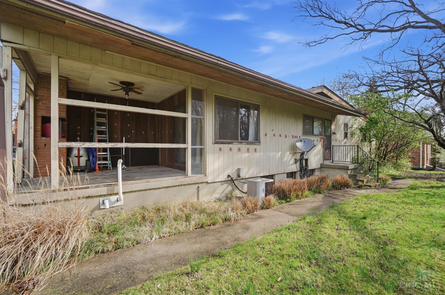 1905 Greenpine Drive
