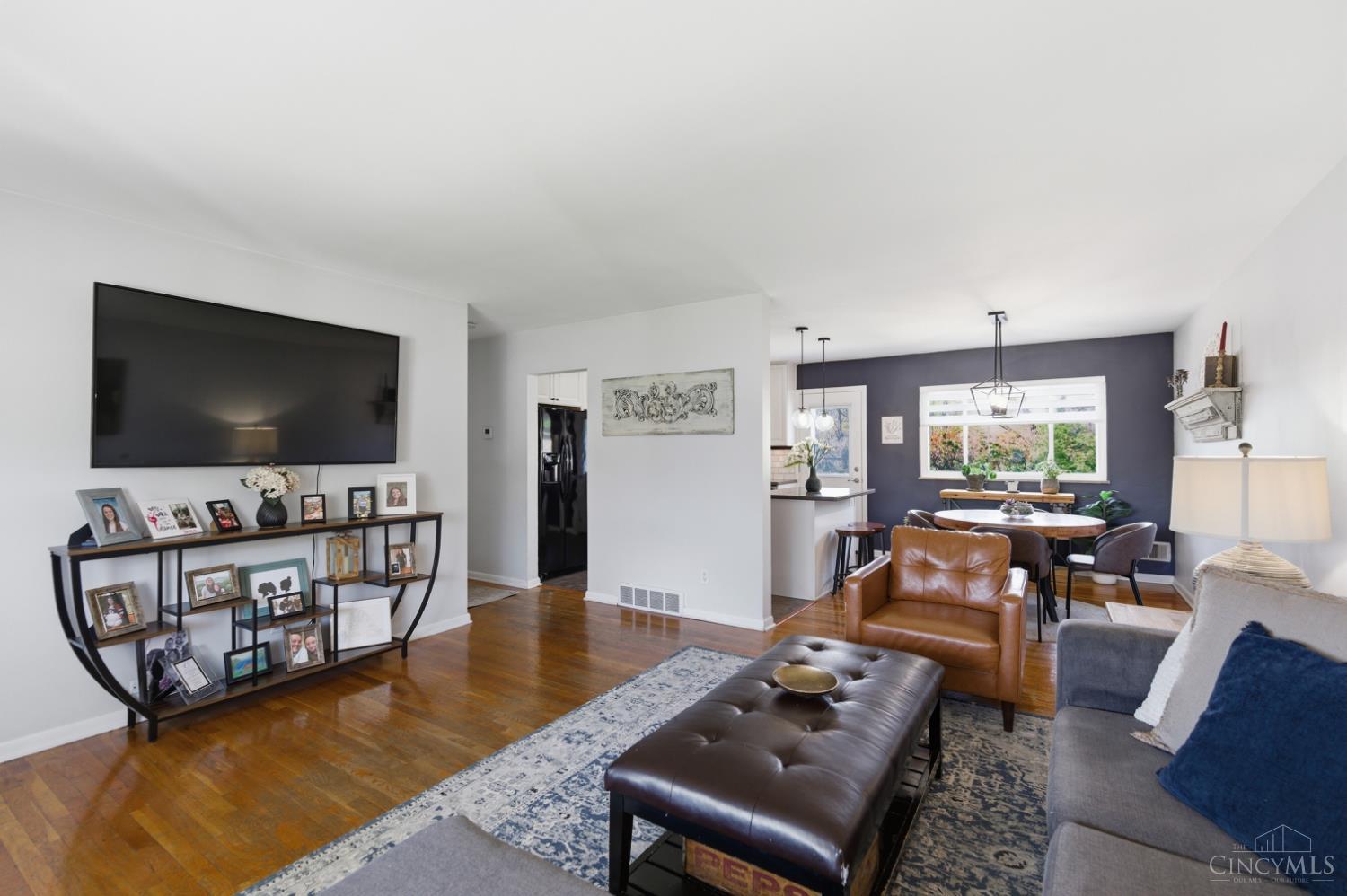 3351 Glenmont Lane