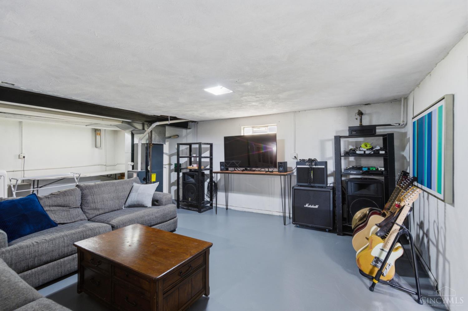 3351 Glenmont Lane