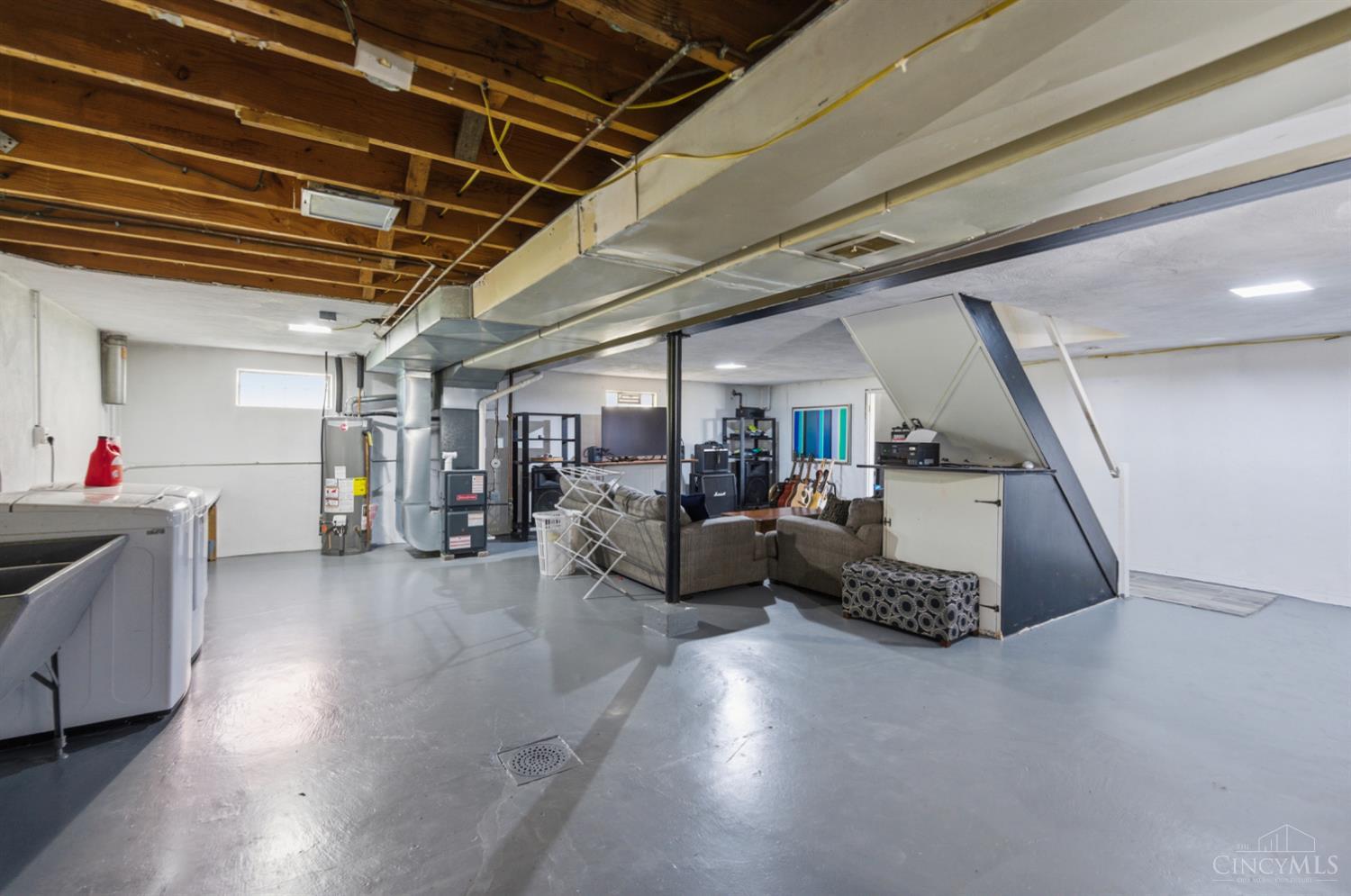 3351 Glenmont Lane