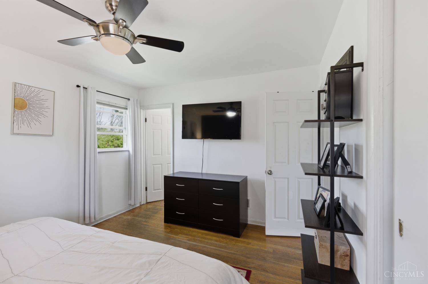 3351 Glenmont Lane