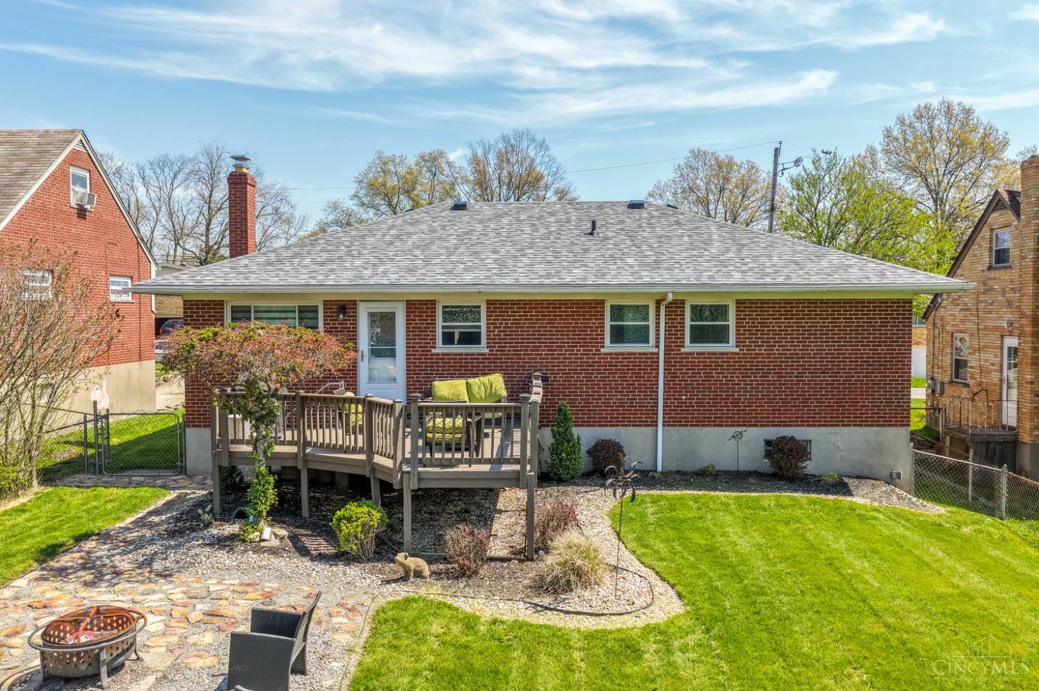 3351 Glenmont Lane