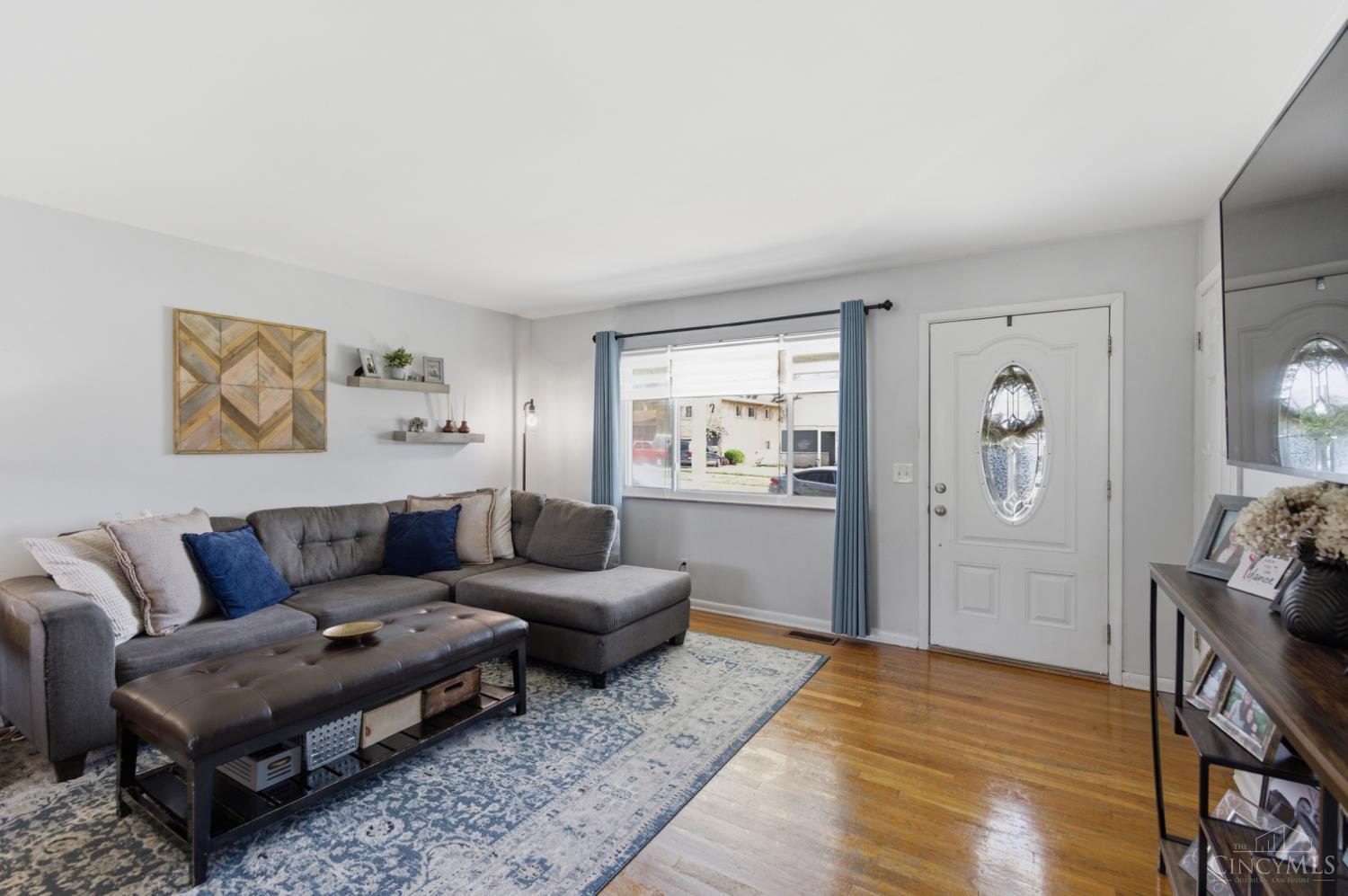 3351 Glenmont Lane