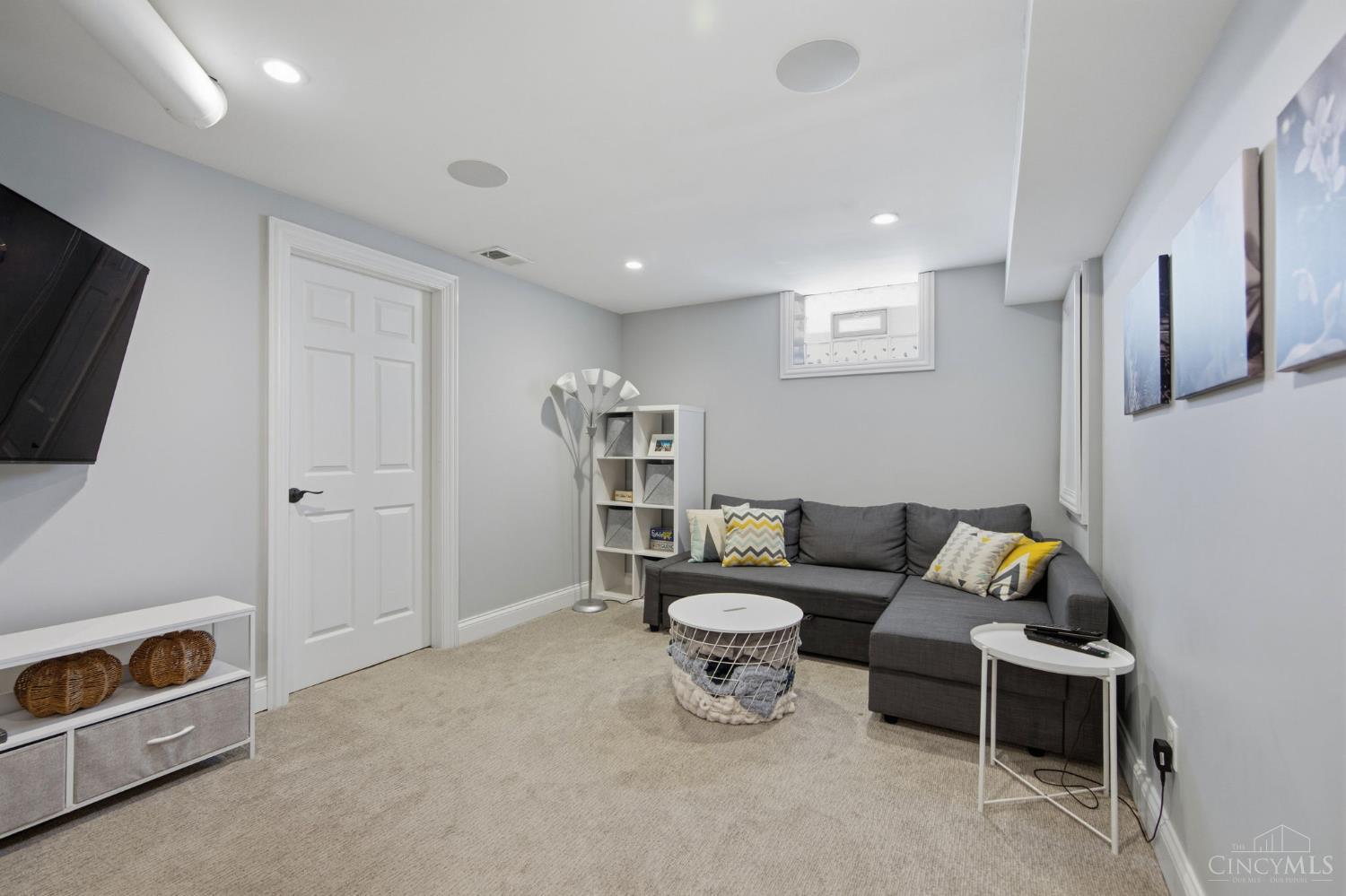 7400 N Timberlane Drive