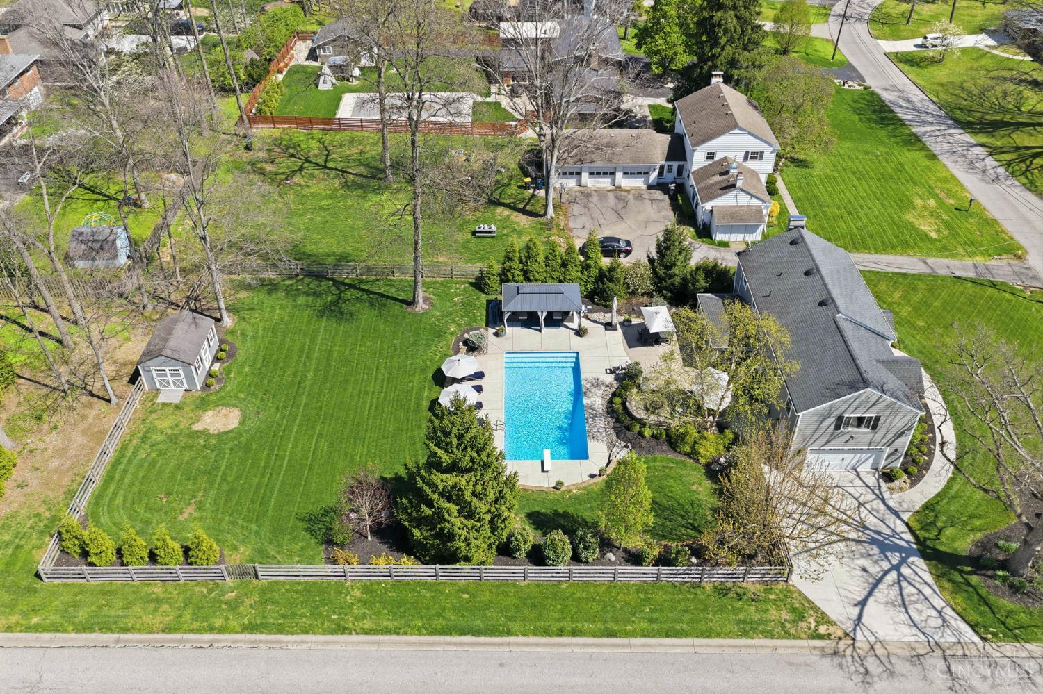 7400 N Timberlane Drive