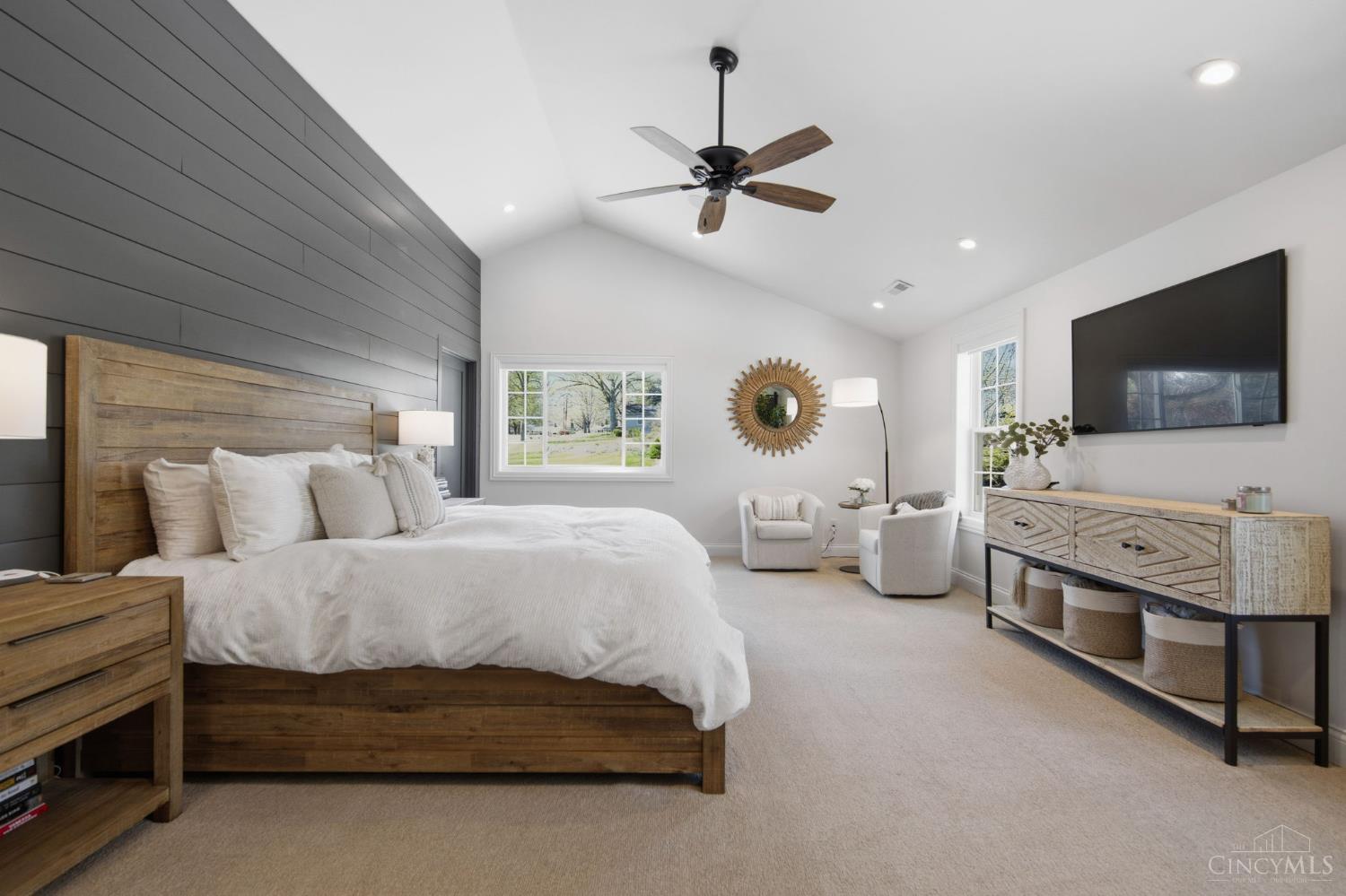 7400 N Timberlane Drive