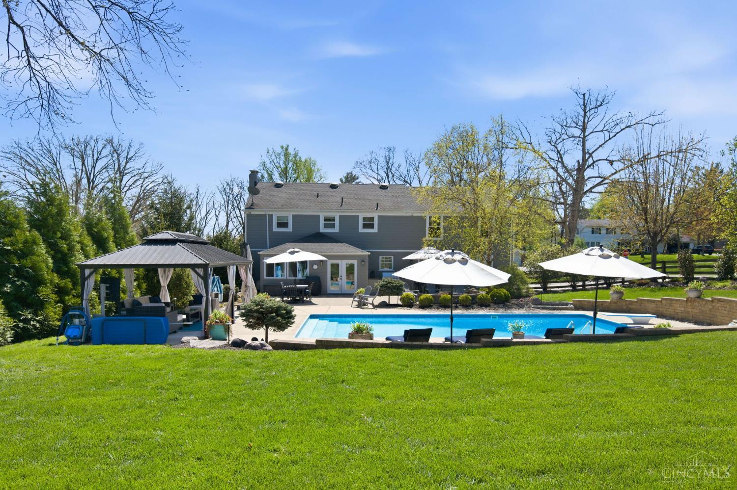 7400 N Timberlane Drive