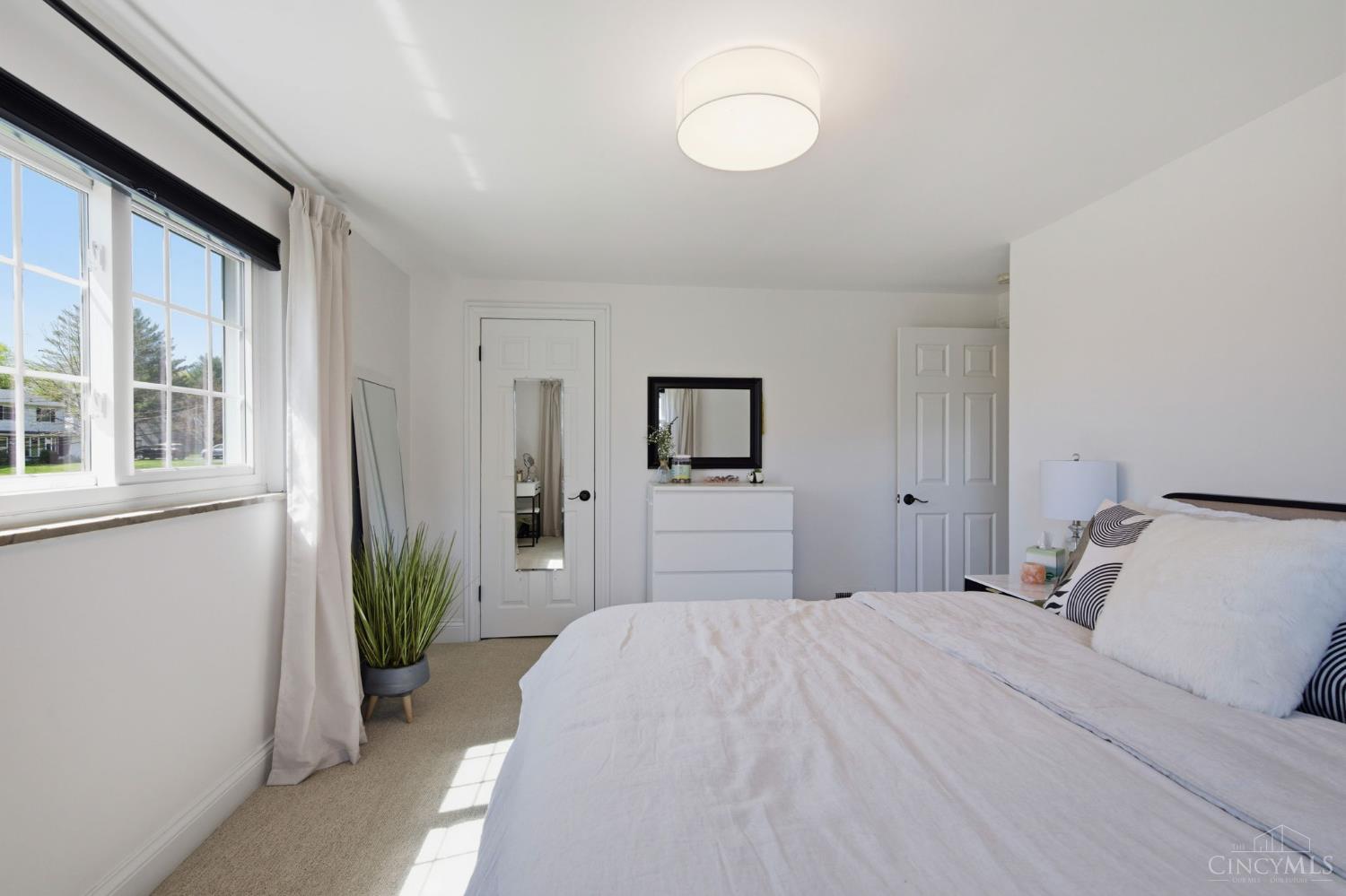 7400 N Timberlane Drive