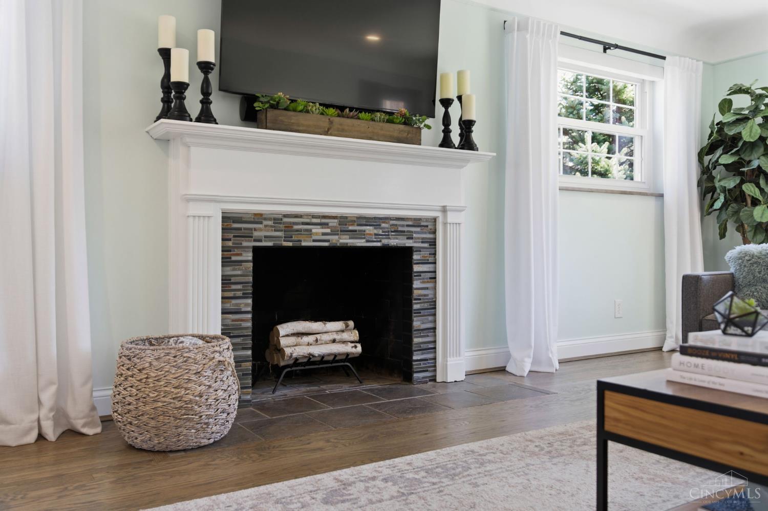 7400 N Timberlane Drive