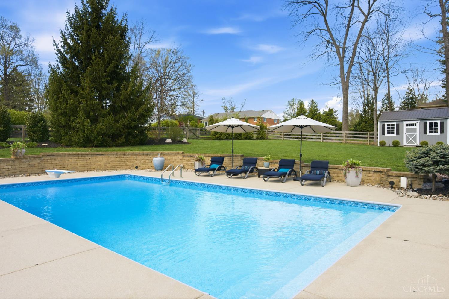 7400 N Timberlane Drive