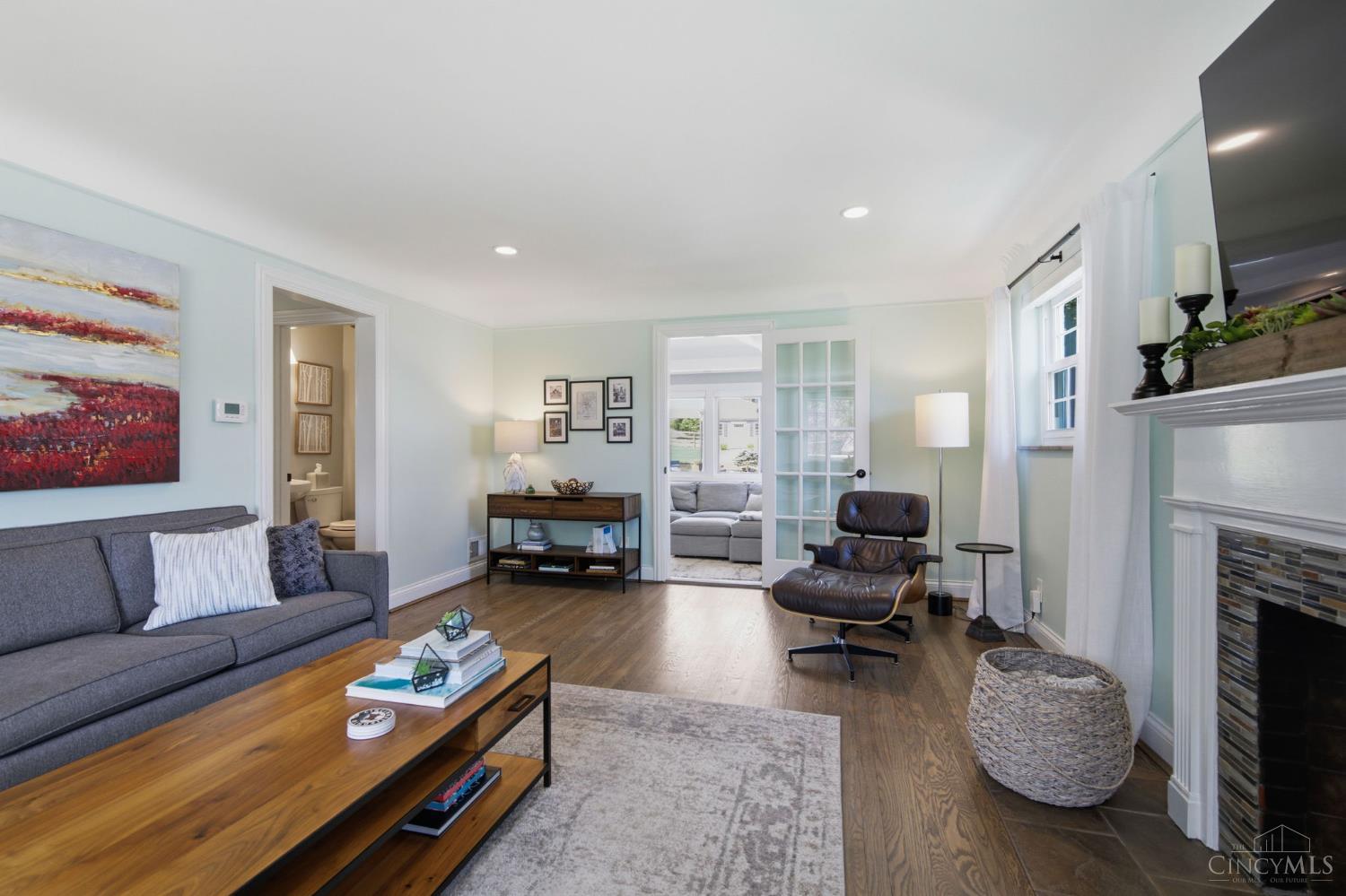 7400 N Timberlane Drive