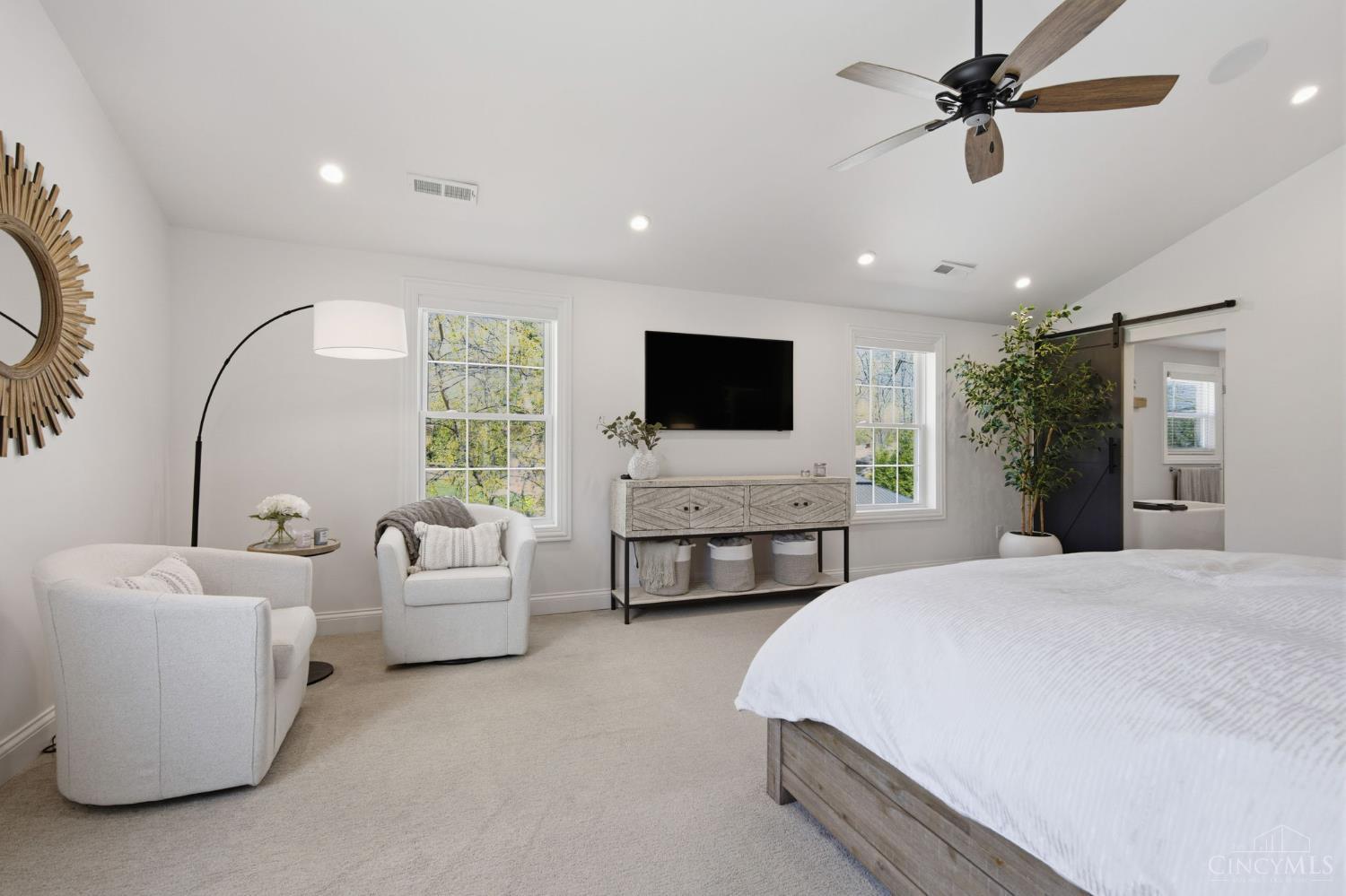 7400 N Timberlane Drive