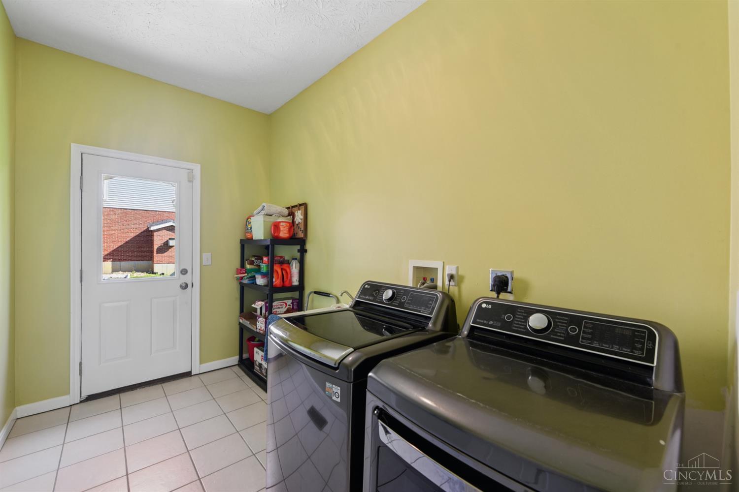 5942 Franklin Trail