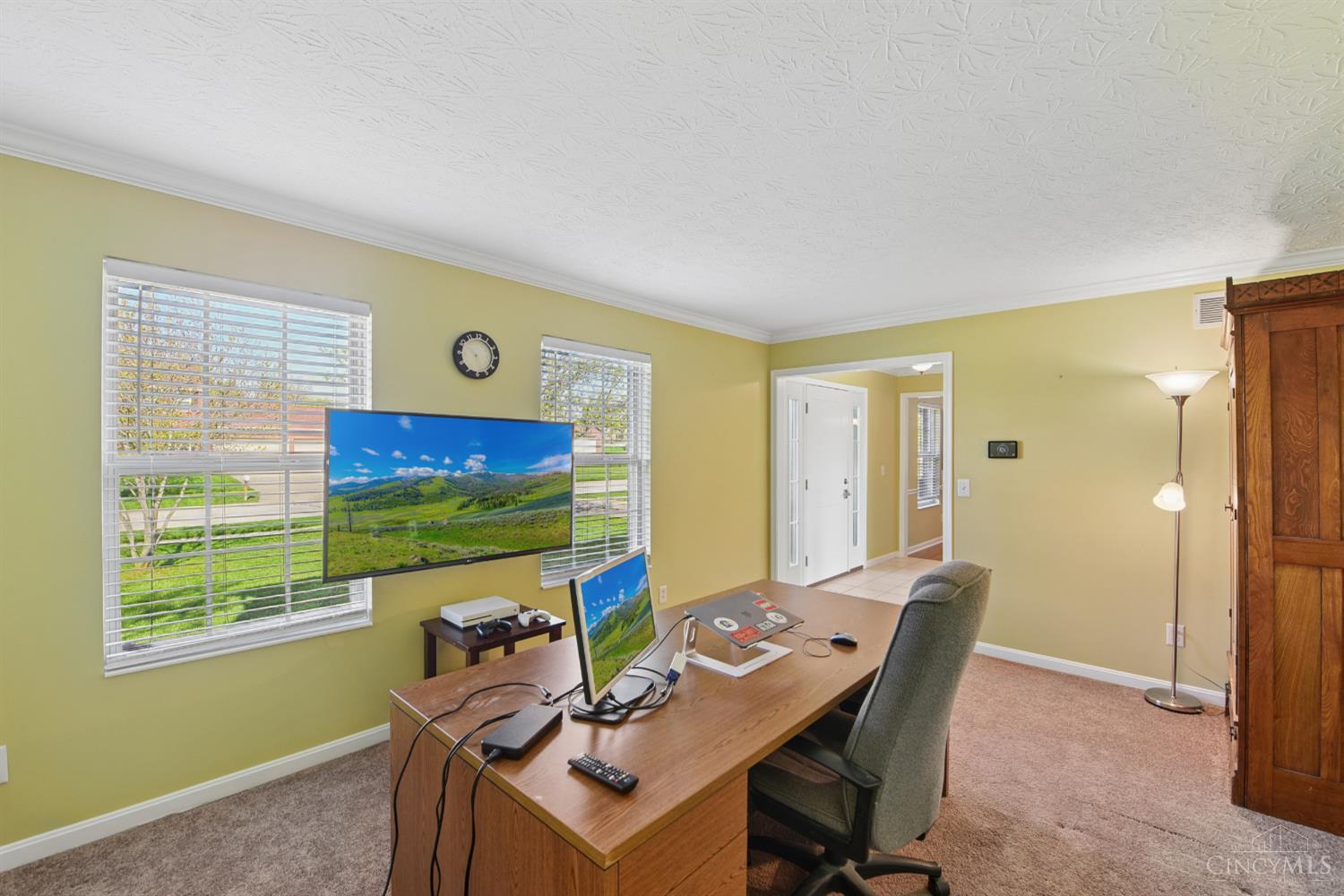 5942 Franklin Trail