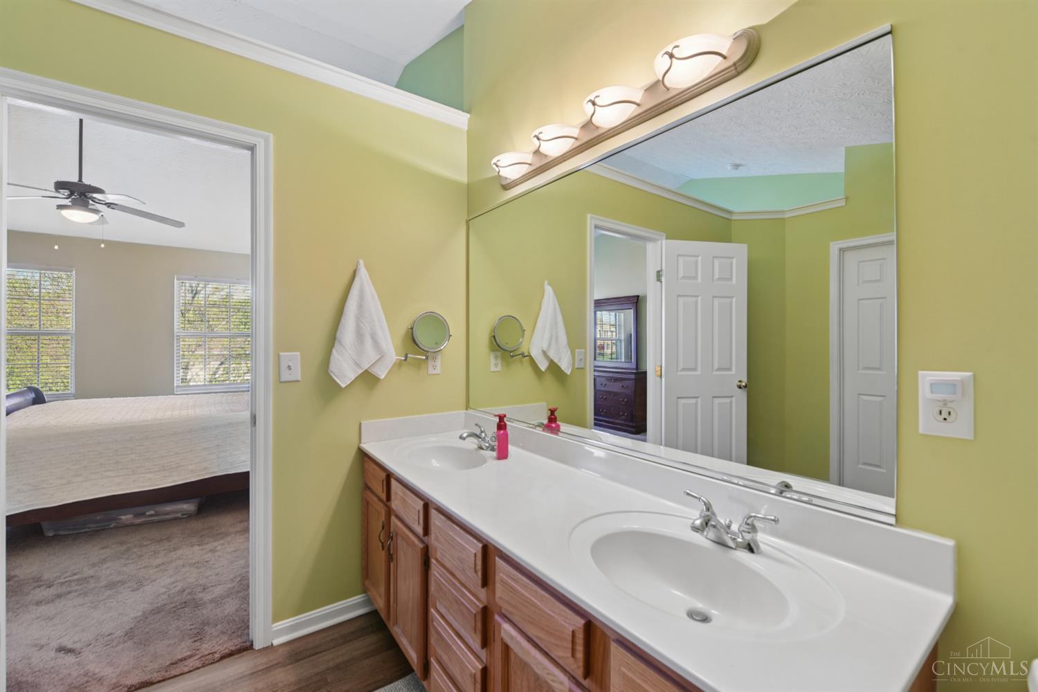 5942 Franklin Trail