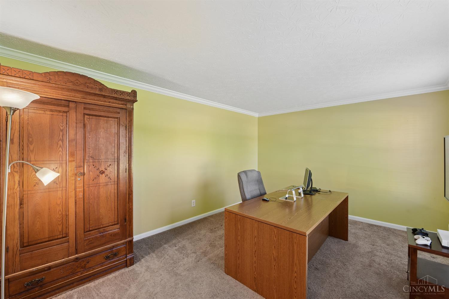 5942 Franklin Trail