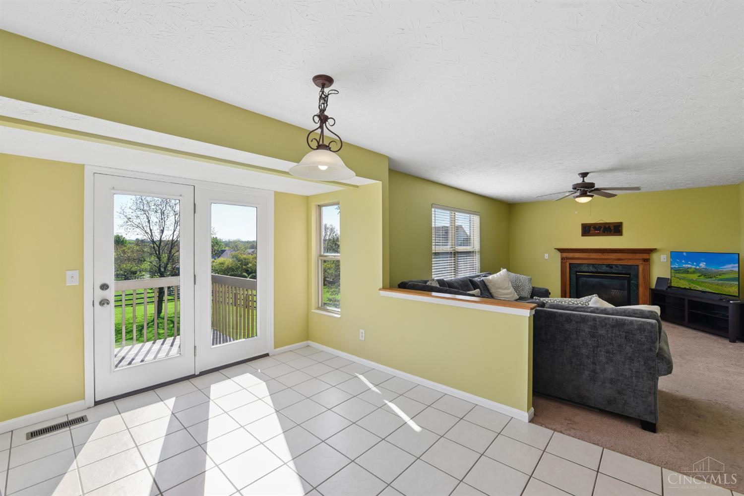 5942 Franklin Trail