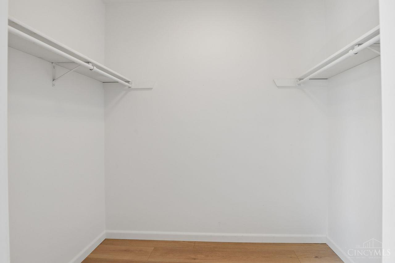 1000 E Crescentville Road