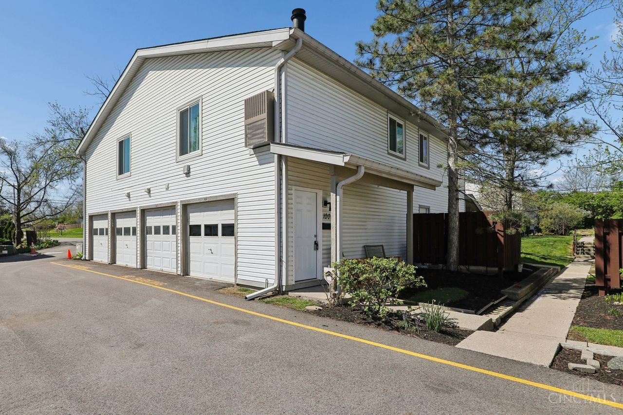 1000 E Crescentville Road