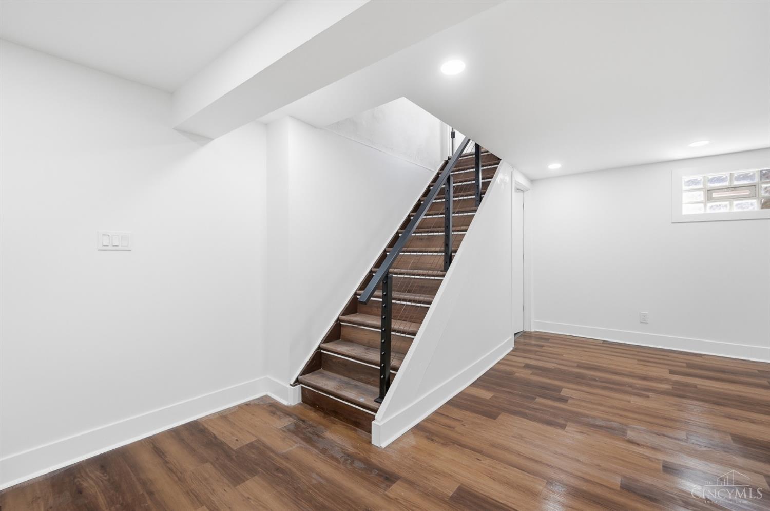 5695 Antoninus Drive