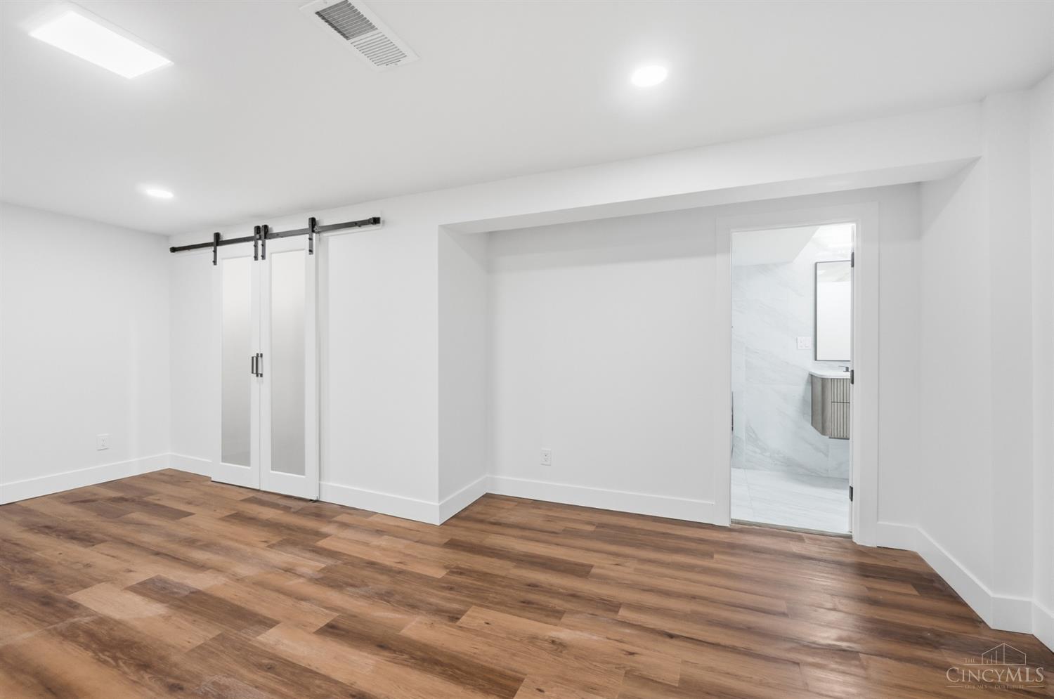 5695 Antoninus Drive