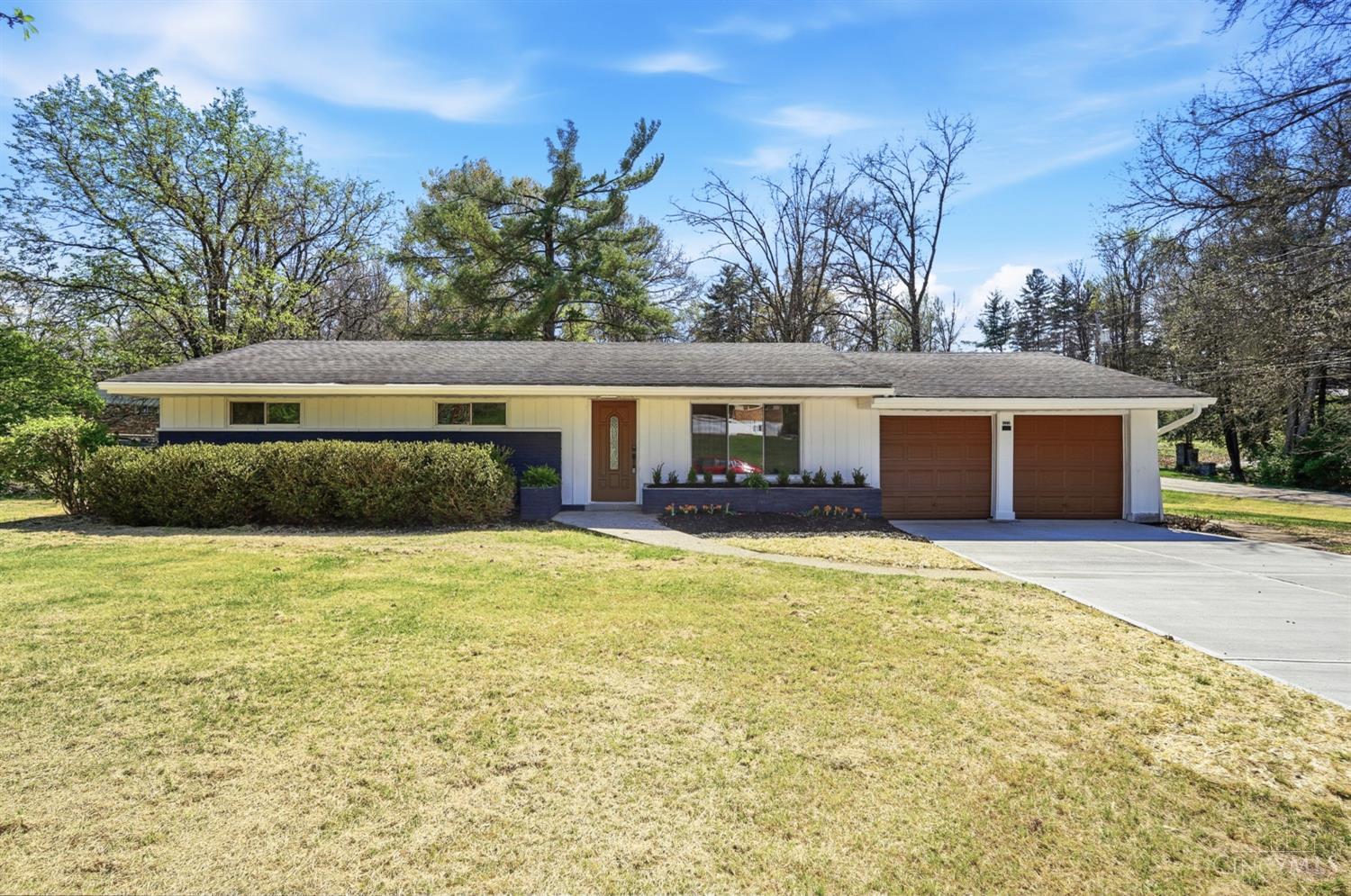 5695 Antoninus Drive