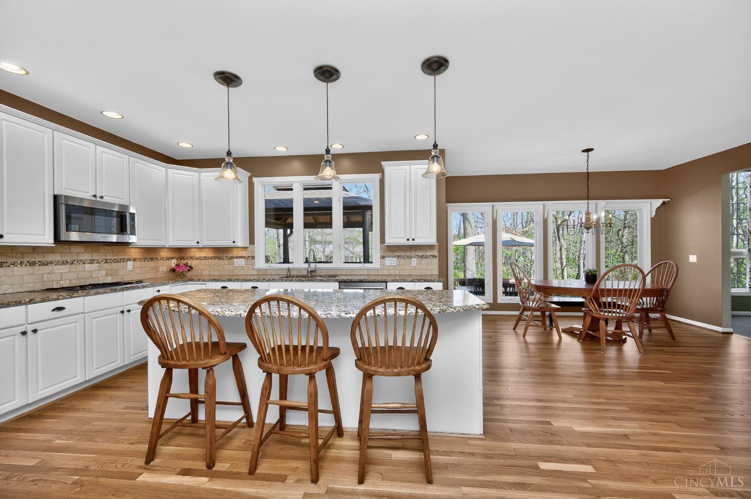 1308 Woodlake Court