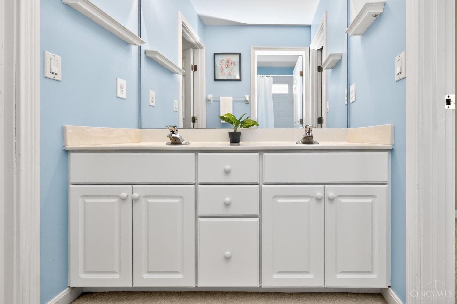 1308 Woodlake Court