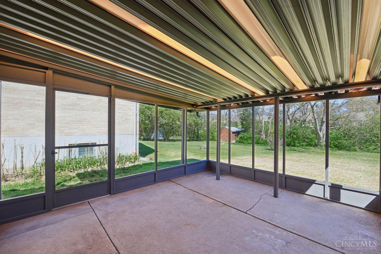 3340 Dolomar Drive