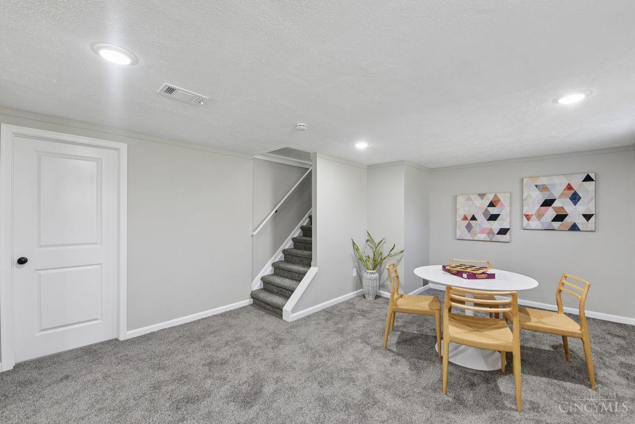 3340 Dolomar Drive