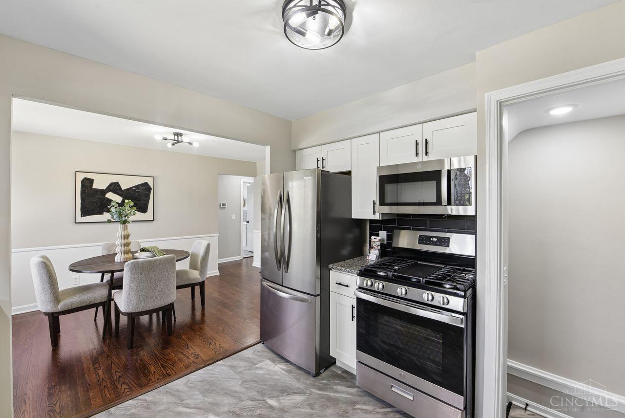 3340 Dolomar Drive