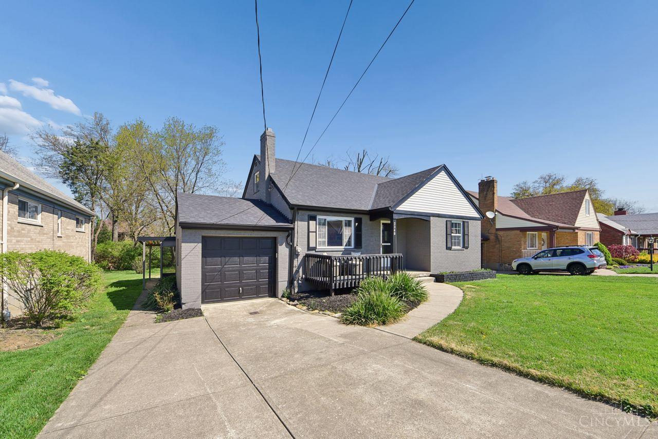 3340 Dolomar Drive