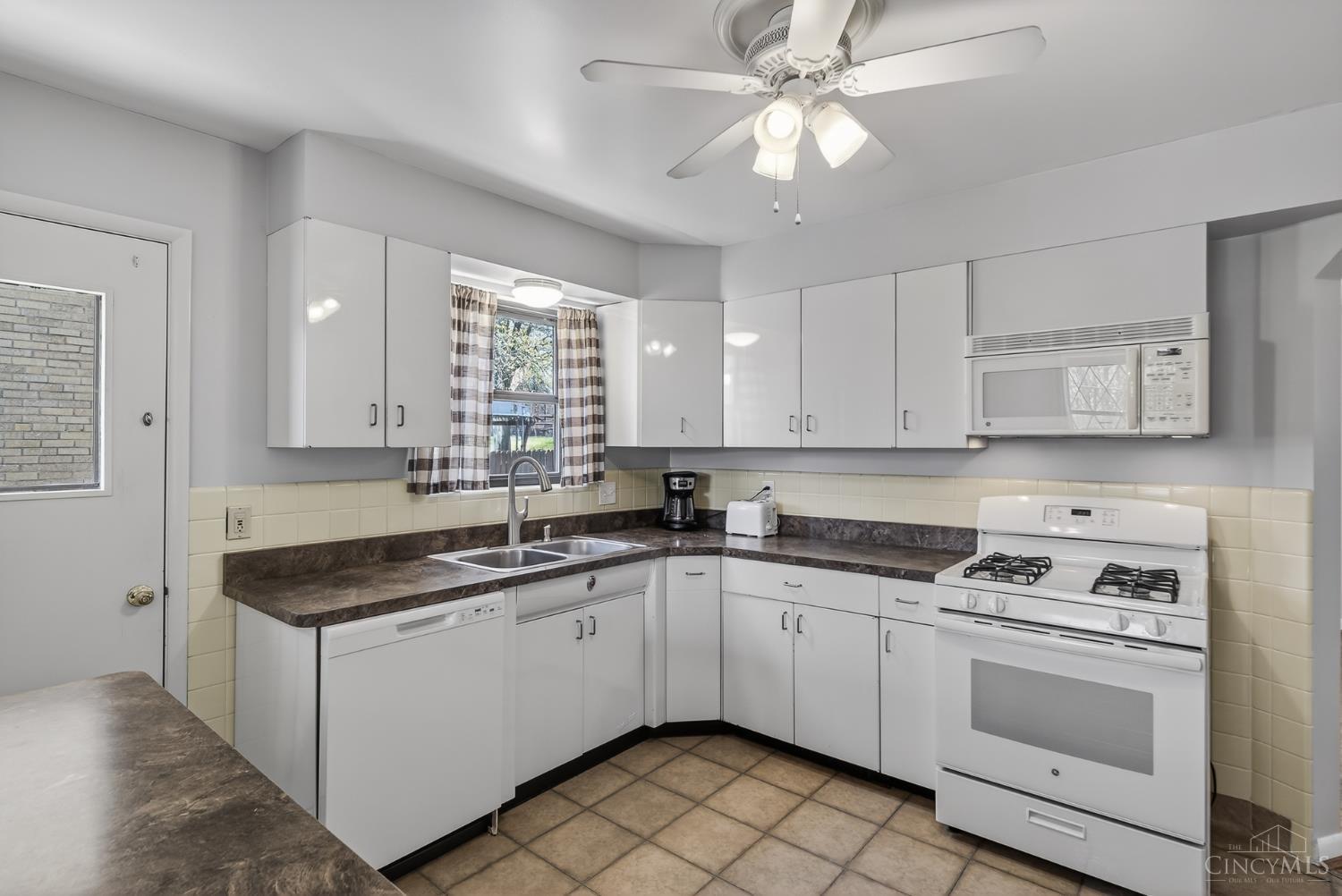 4716 Embrett Ct