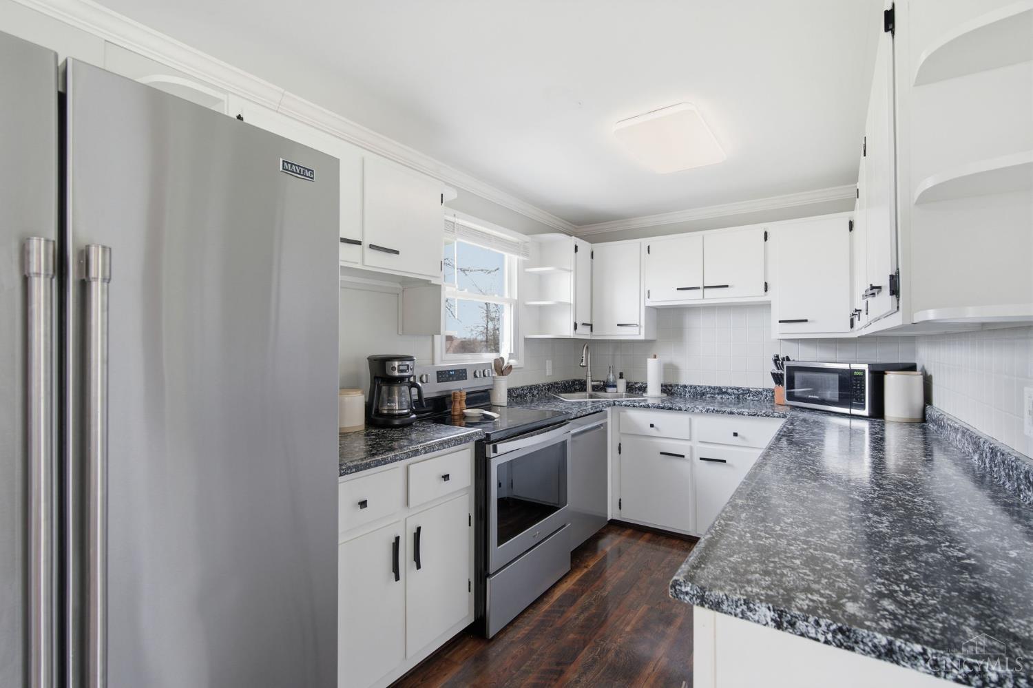 15 Sunny Lane