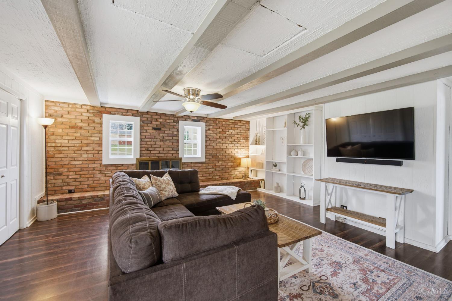 15 Sunny Lane