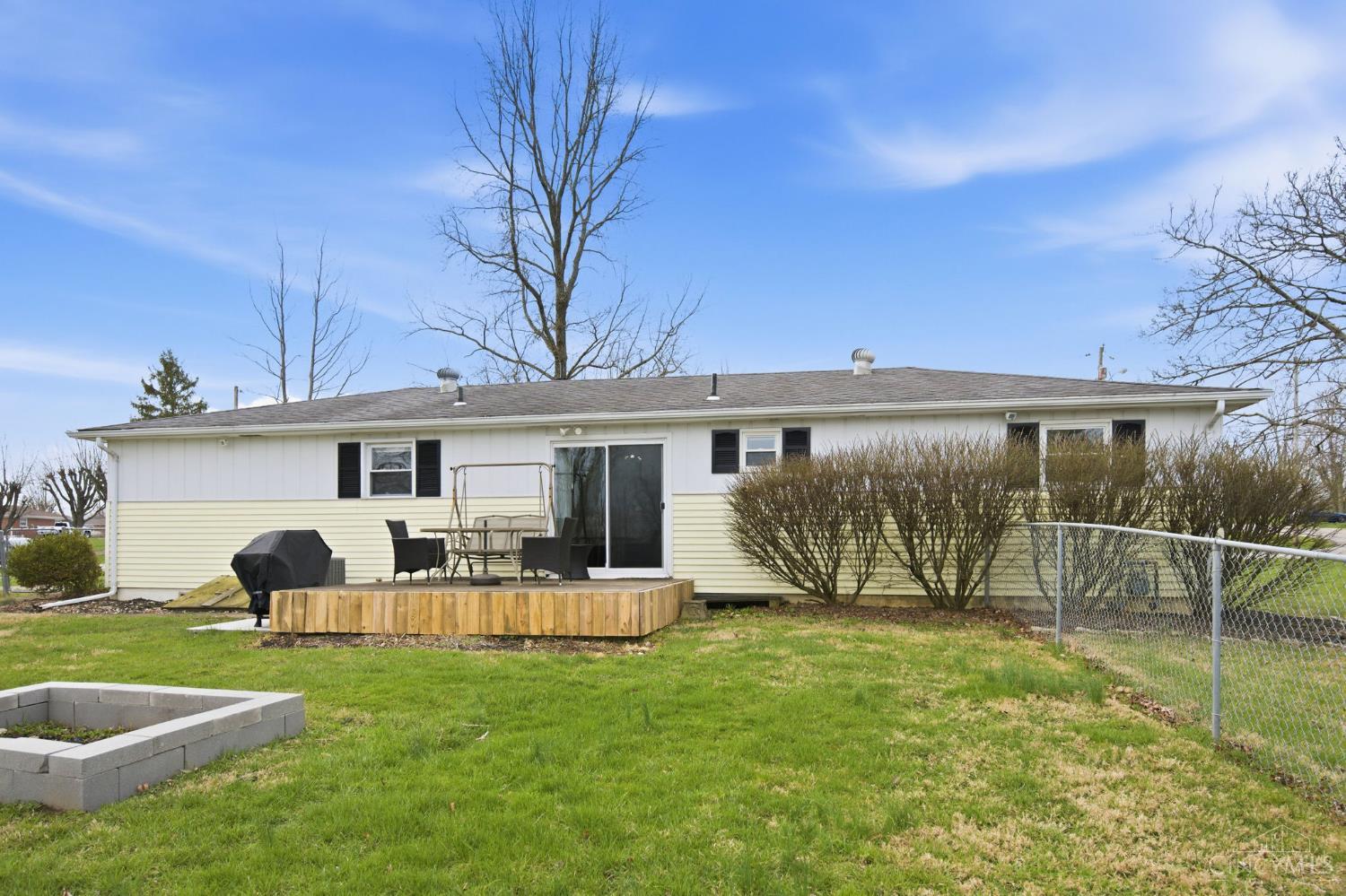 15 Sunny Lane