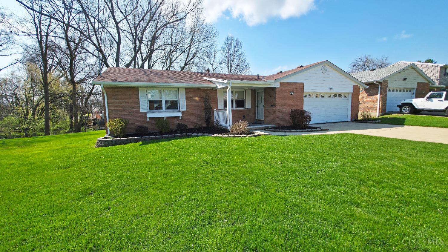 1051 Alcliff Lane