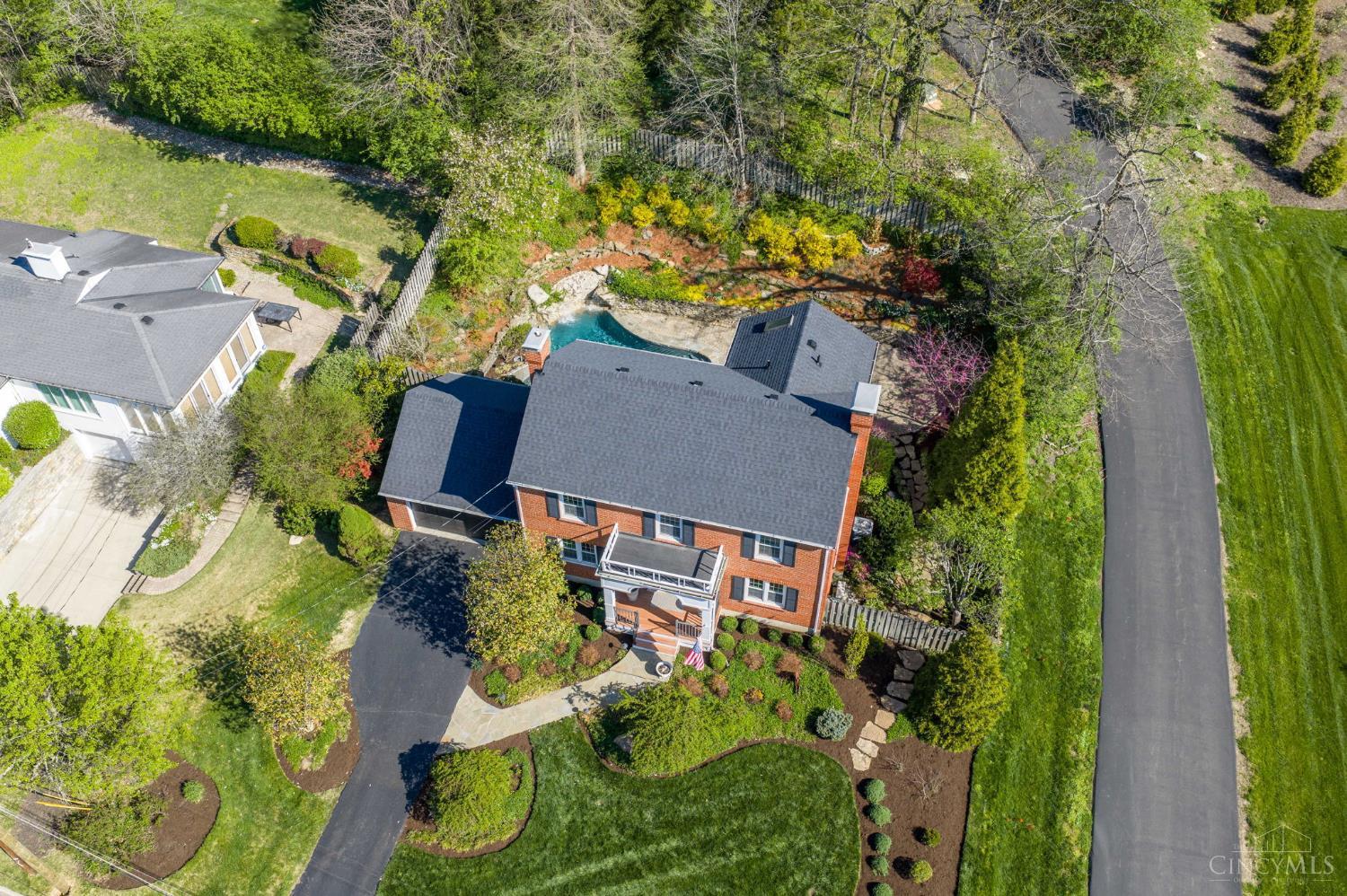 2750 Lower Grandin