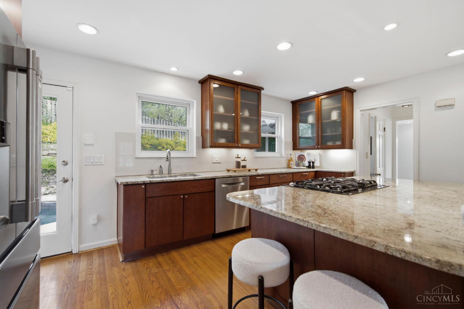 2750 Lower Grandin