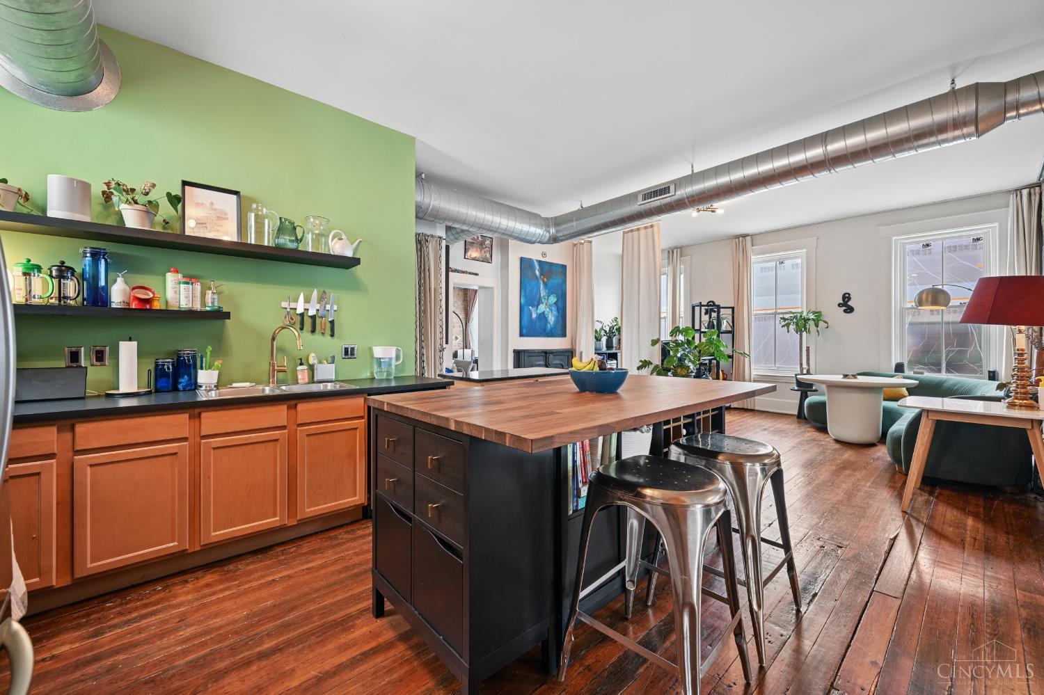 1420 Main Street 3E