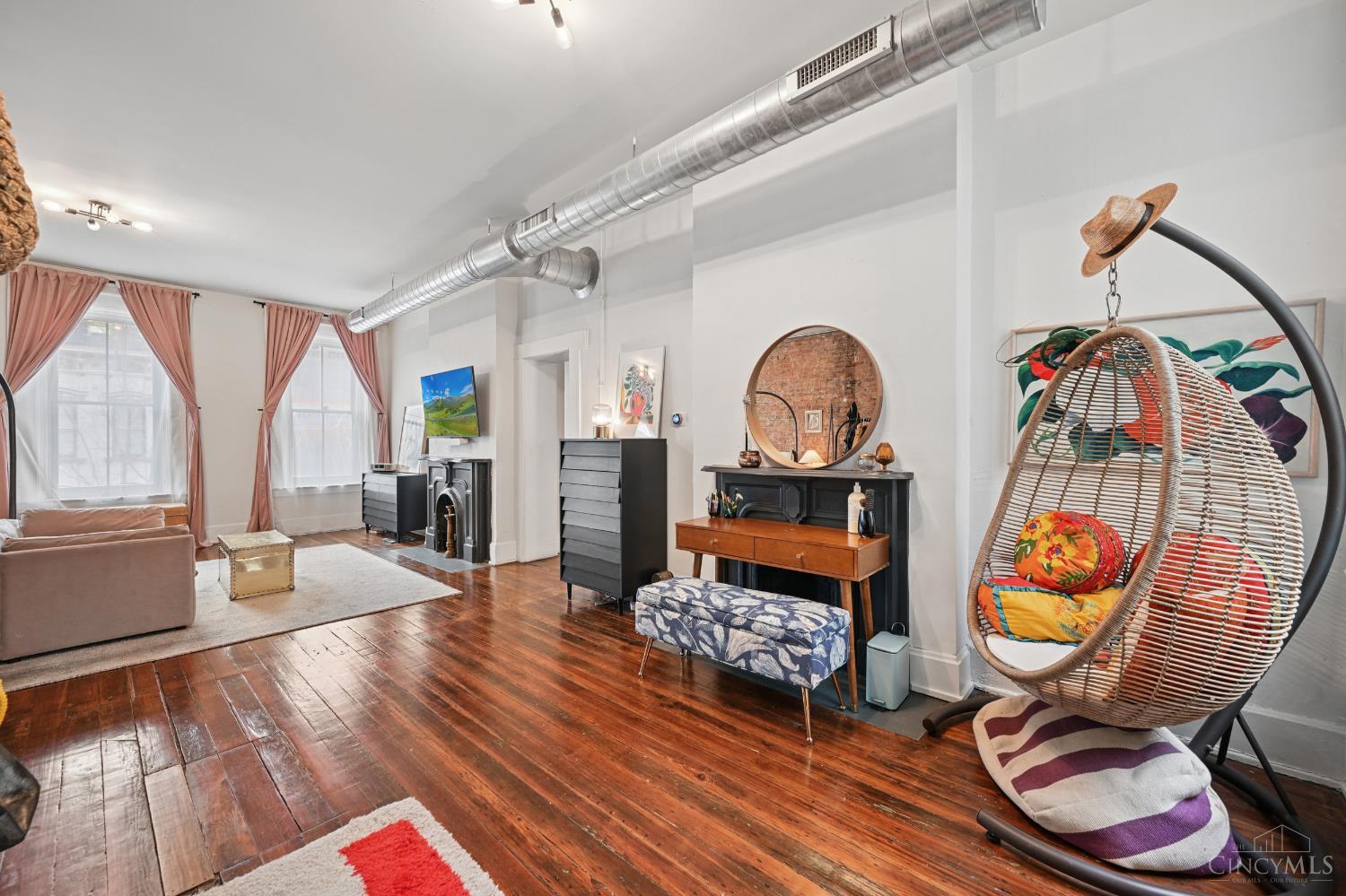 1420 Main Street 3E
