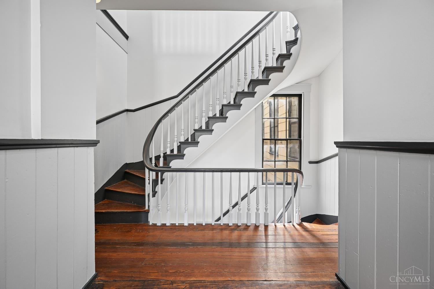 1420 Main Street 3E